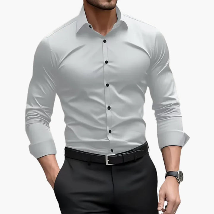 Męska koszula slim fit z zapięciem na guziki i długimi rękawami