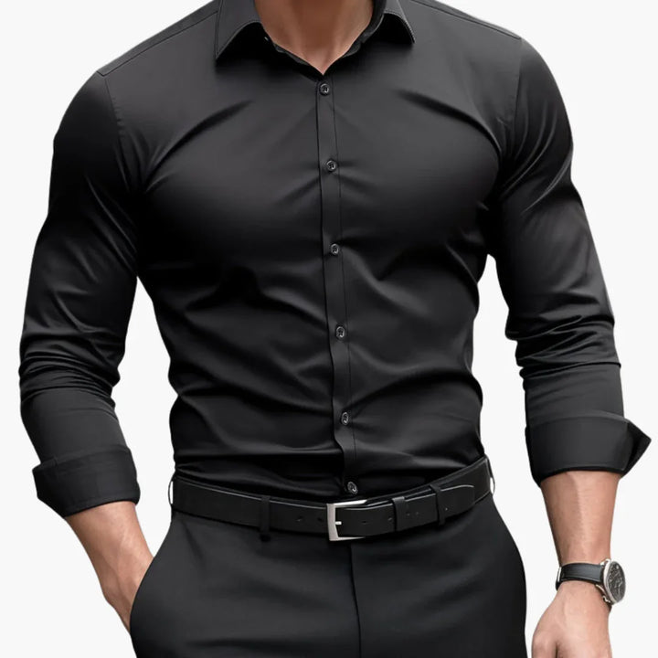 Męska koszula slim fit z zapięciem na guziki i długimi rękawami