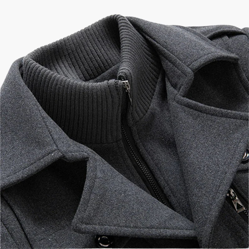 Płaszcz zimowy męski z wysokim kołnierzem